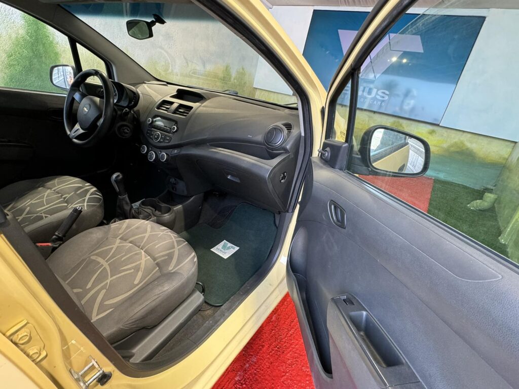 Chevrolet Spark S-Tech II 2015 - 16